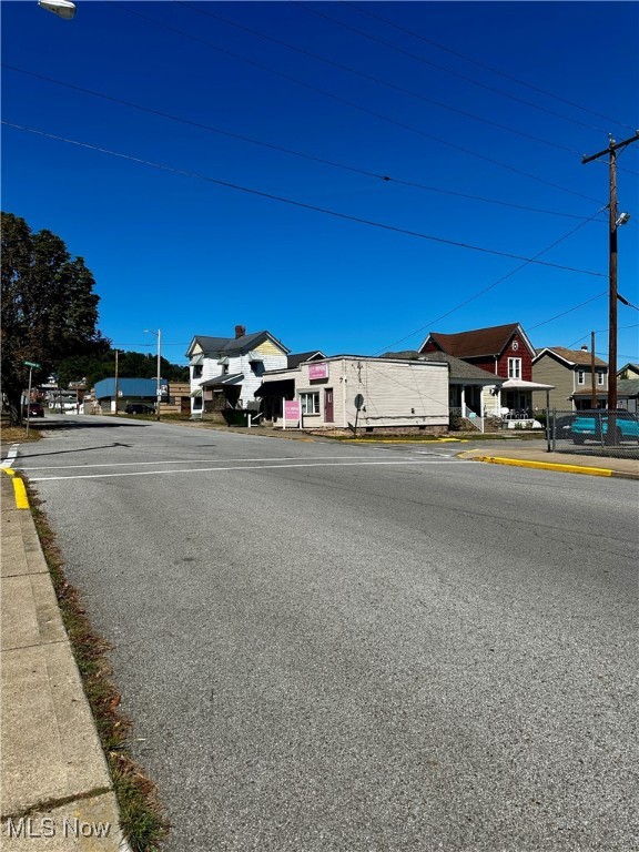 654 S Zane Highway Property Photo 3