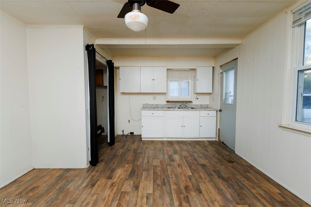 113 E 4th Street Property Photo 2