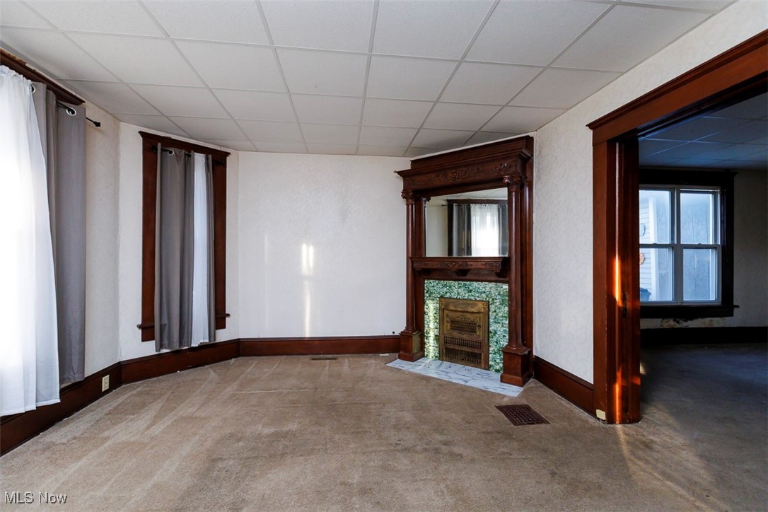 113 E 4th Street Property Photo 5