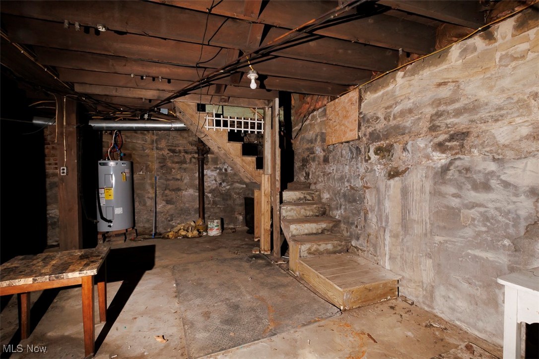 113 E 4th Street Property Photo 22