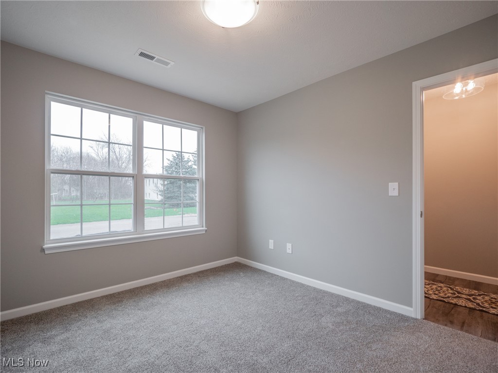 67 Tanners Farm Drive Property Photo 2