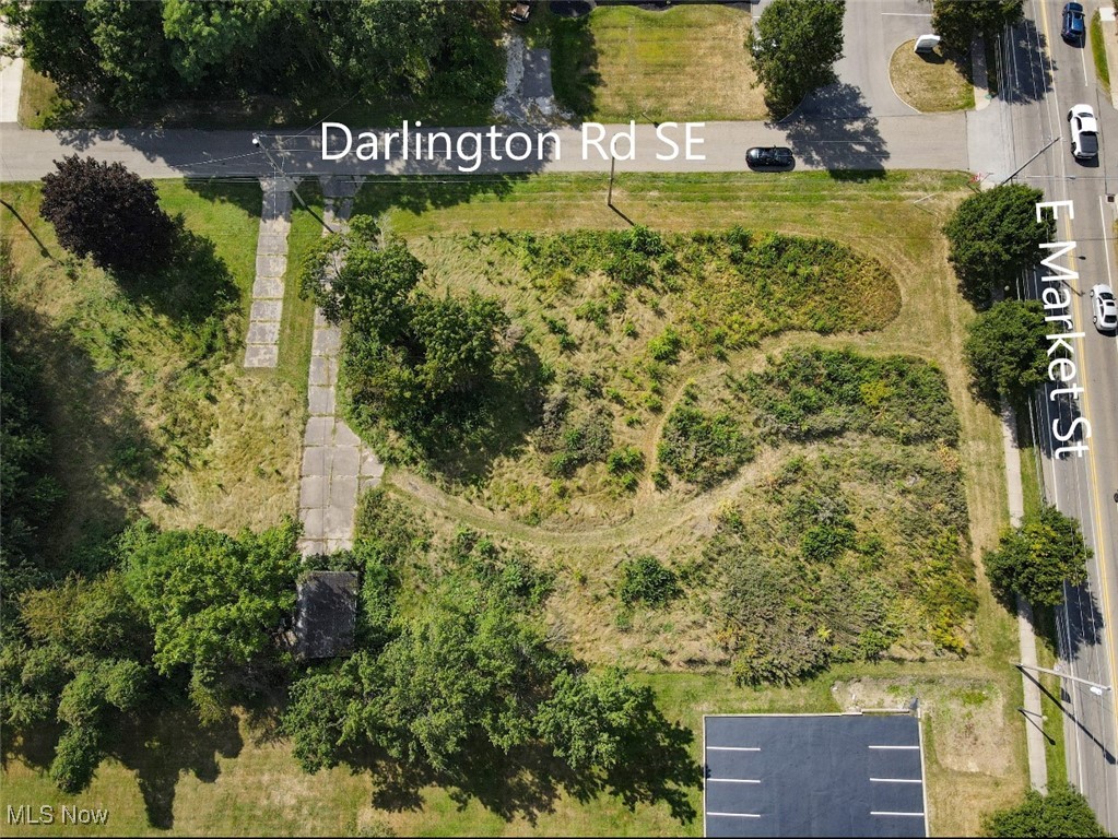 8530 Market Property Photo 7