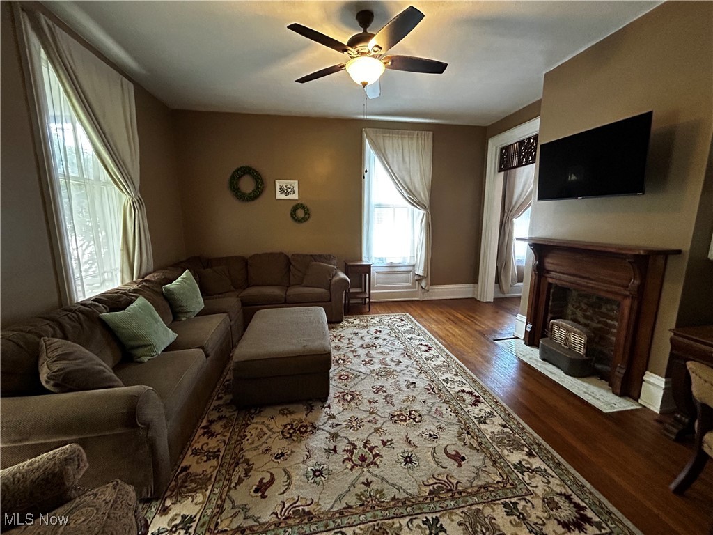 806 Main Street Property Photo 20