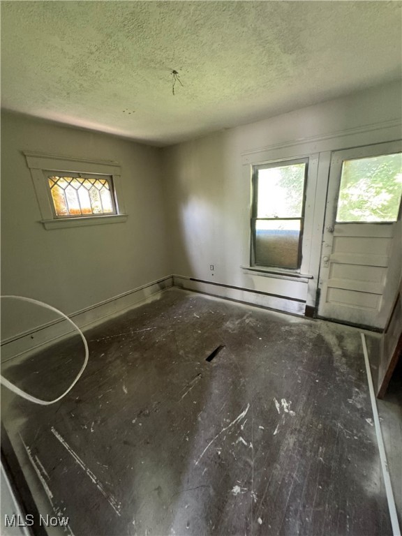 512 Eddy Road Property Photo 7