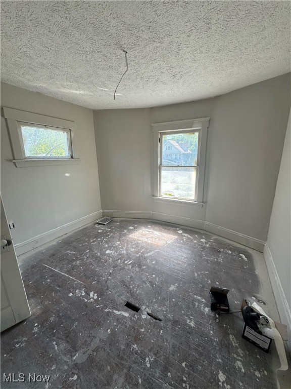 512 Eddy Road Property Photo 8