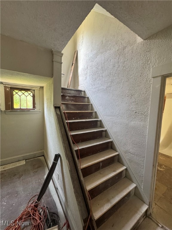 512 Eddy Road Property Photo 11
