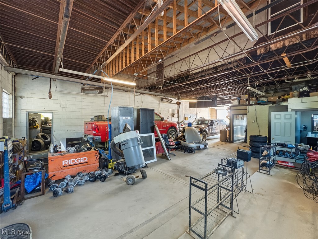 1775 N Main Property Photo 10