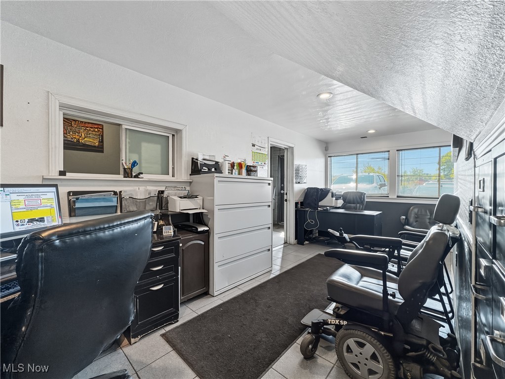1775 N Main Property Photo 22