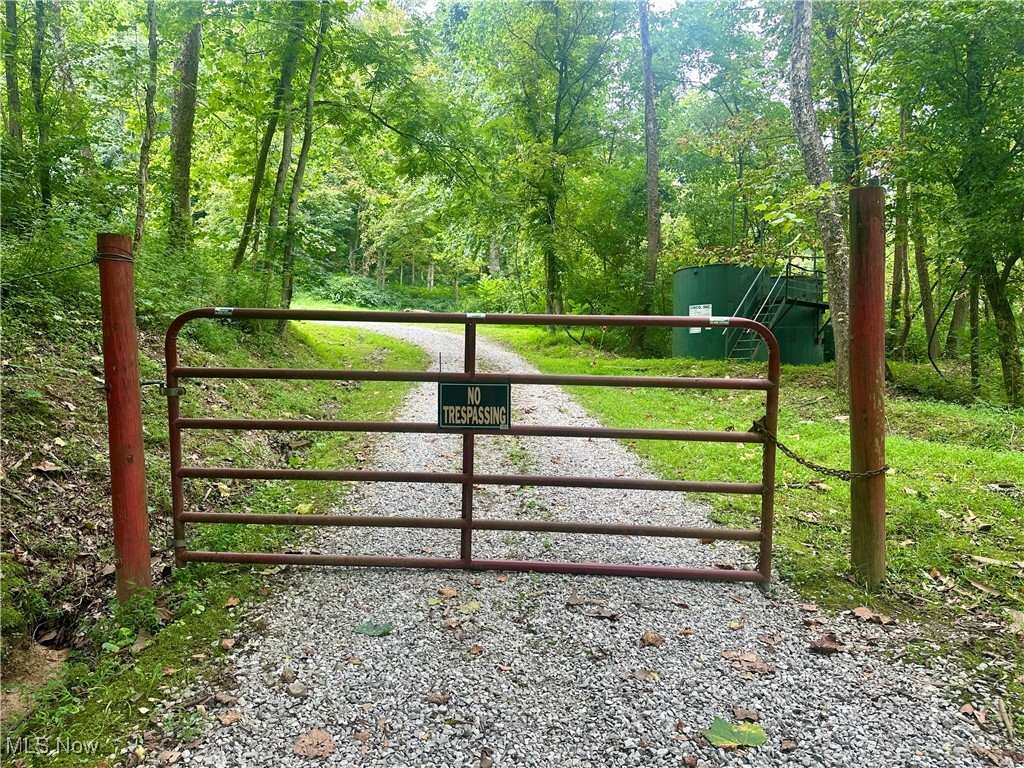 325 N Fork Road Property Photo 8
