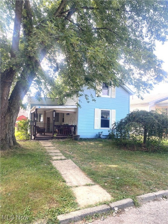 1106 E Walnut Street Property Photo 1