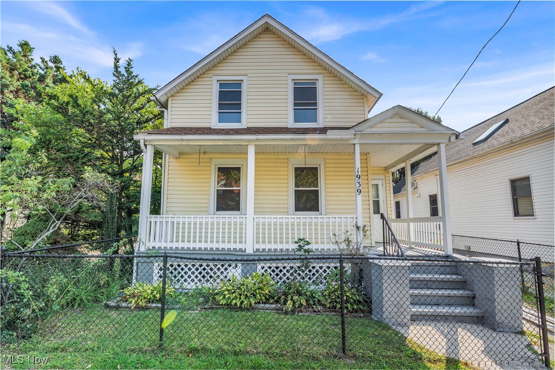 1939 W 54th Street Property Photo 1