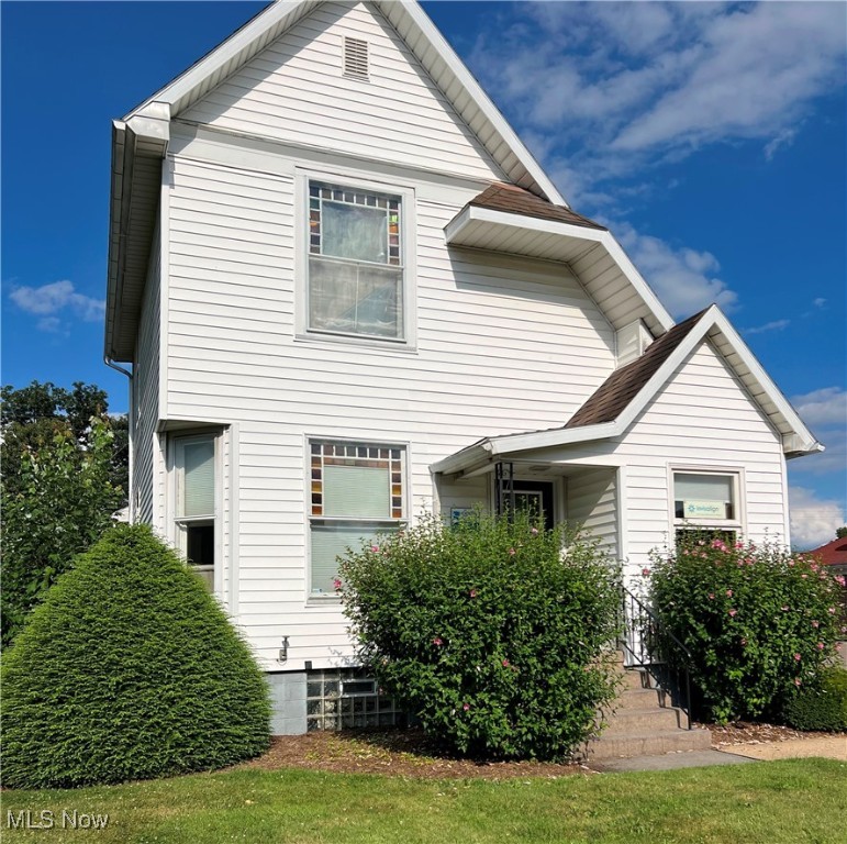 815 N Water Street Property Photo 1