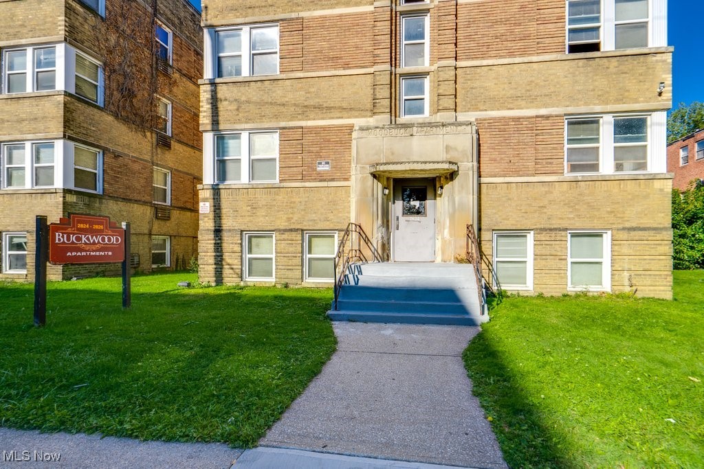 2824-2826 E 130th Street Property Photo 2