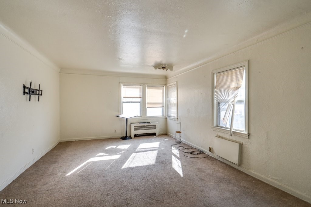 2824-2826 E 130th Street Property Photo 5