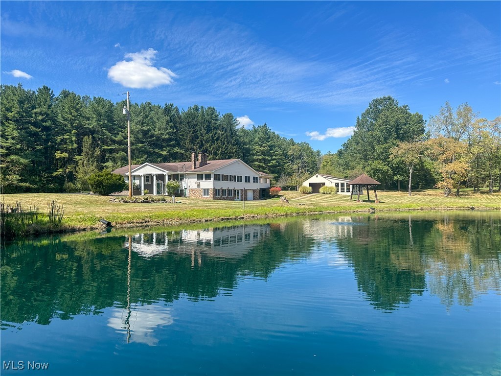 4875 Cadwallader Sonk Road Property Photo 1