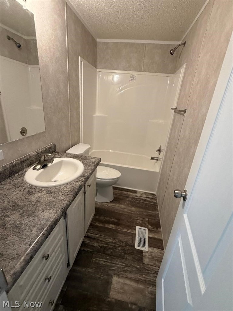 24 W Philadelphia Avenue Property Photo 9