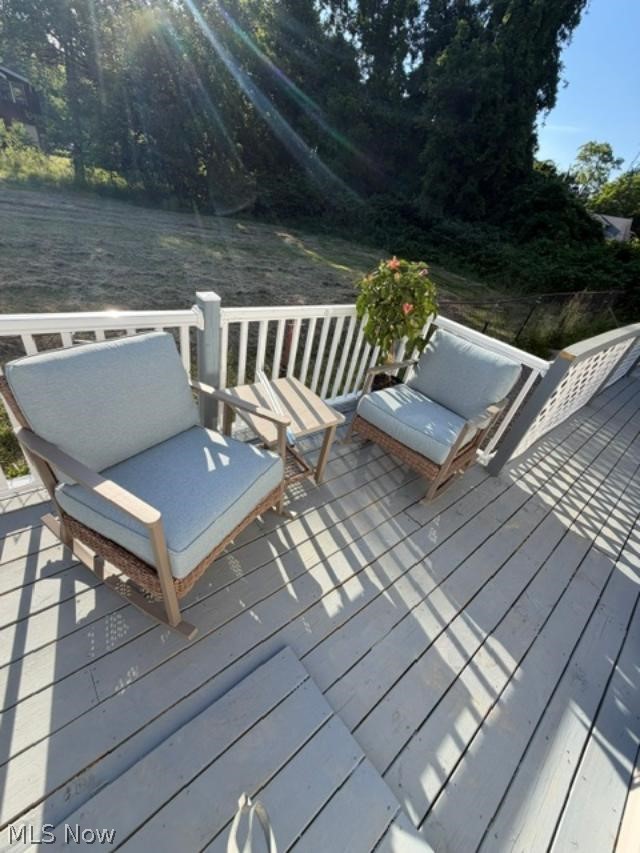 24 W Philadelphia Avenue Property Photo 11