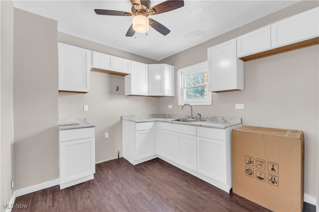 908 Dayton Street Property Photo 2