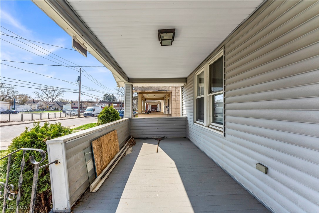 908 Dayton Street Property Photo 28