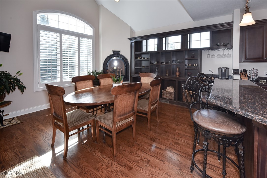 3550 Legends Way Property Photo 10