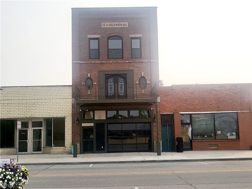 822 Broadway Property Photo 2