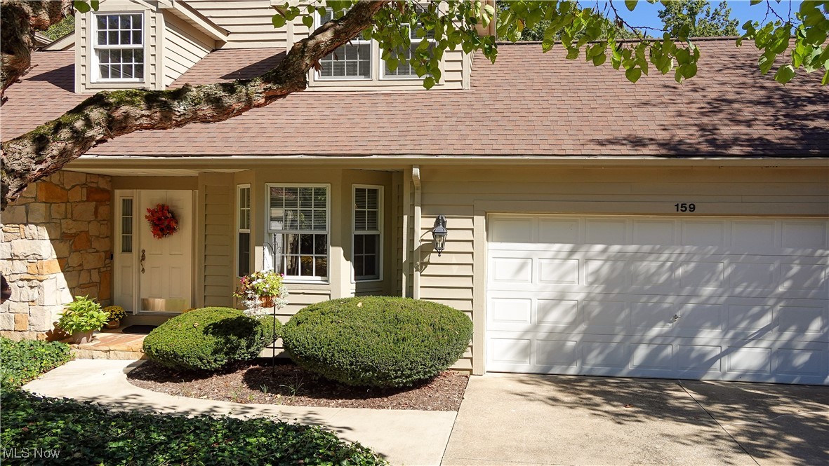 159 Royal Oak Drive Property Photo 1