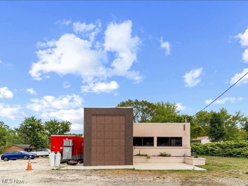 1445 Massillon Road Property Photo 1