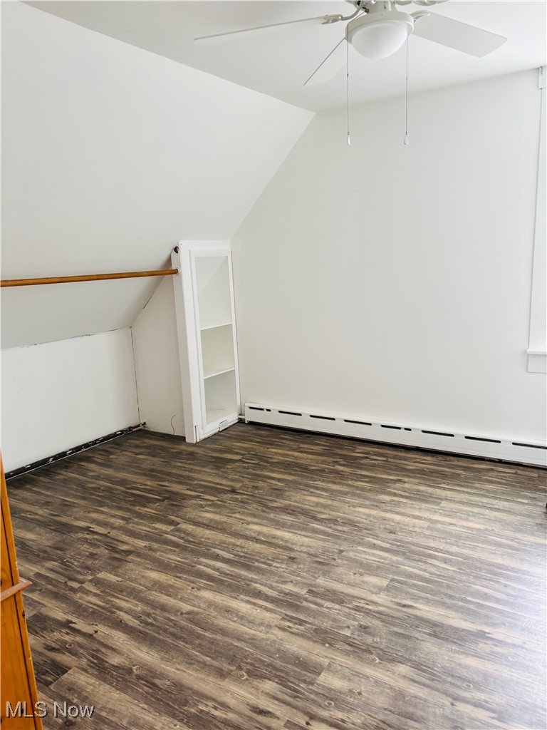 489 Hedges Street Property Photo 11