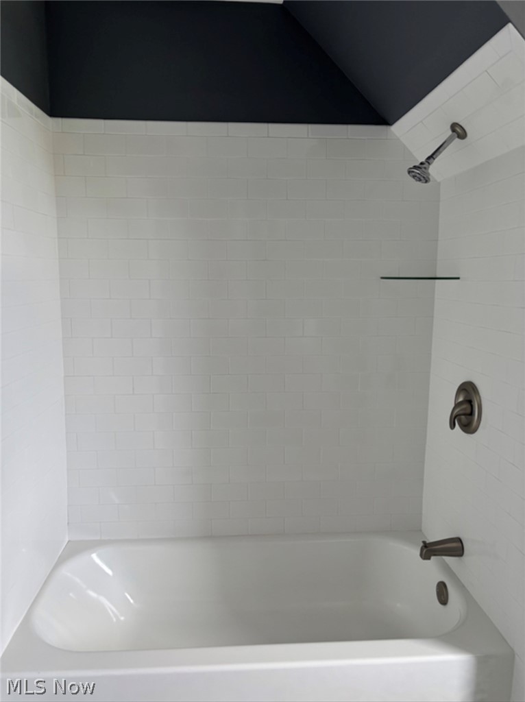 489 Hedges Street Property Photo 19