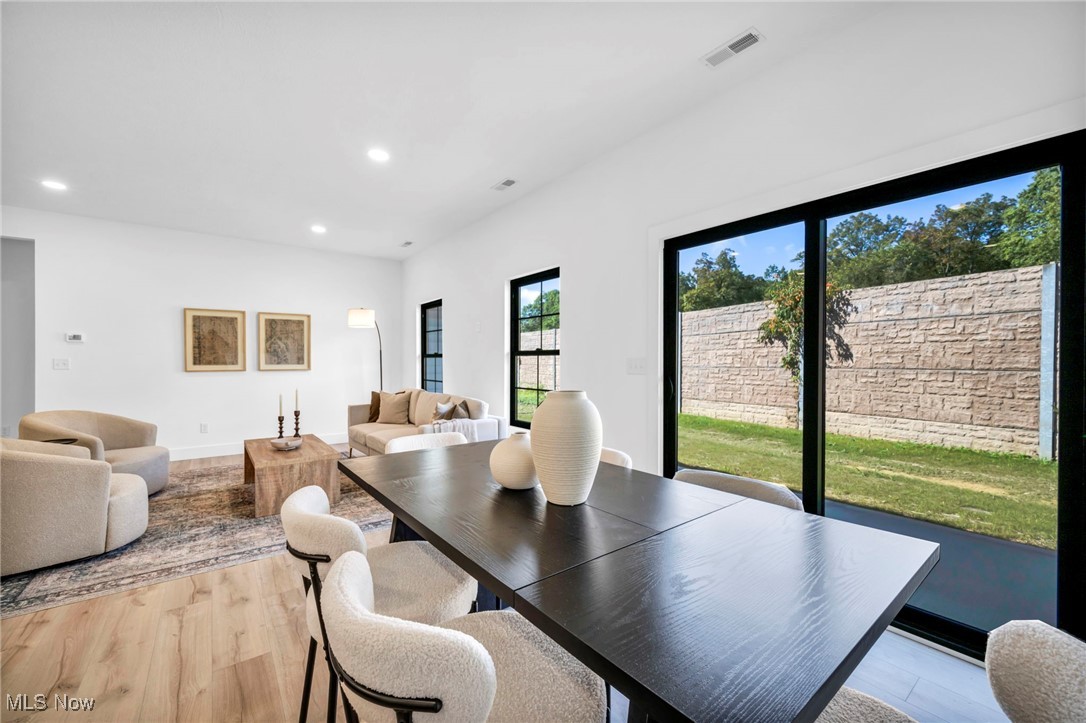 6728 Benedict Drive Property Photo 13