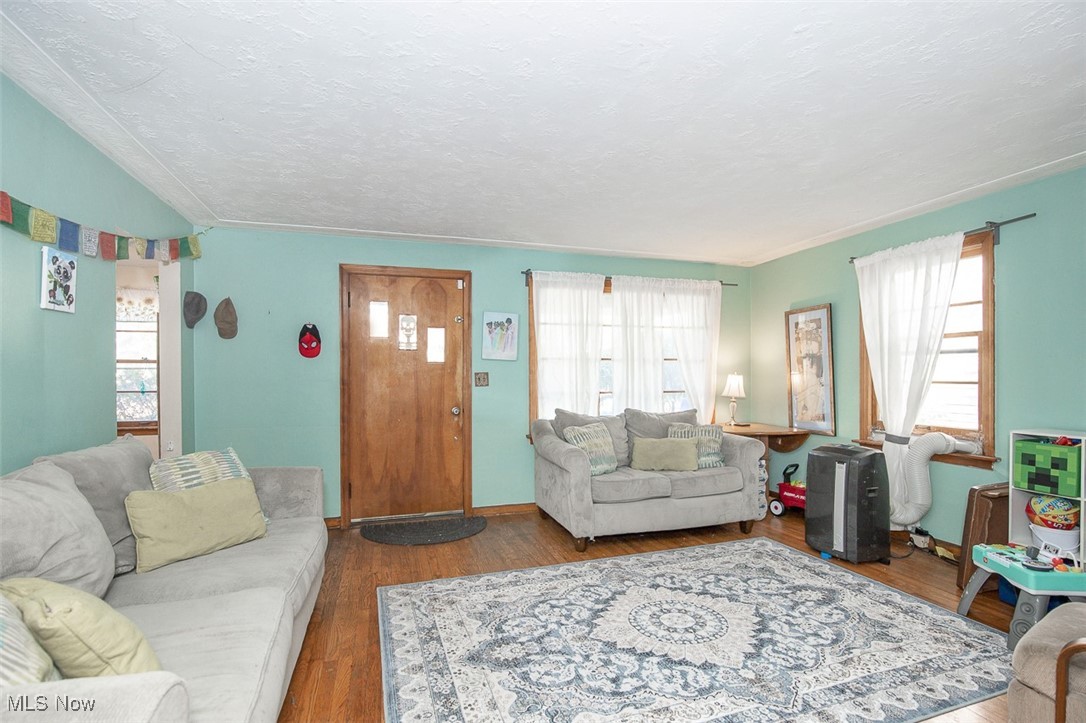 147 Bellfield Avenue Property Photo 3