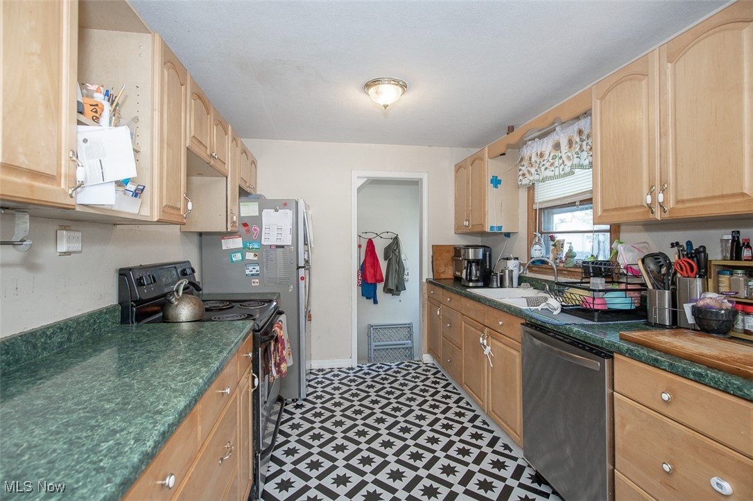 147 Bellfield Avenue Property Photo 19