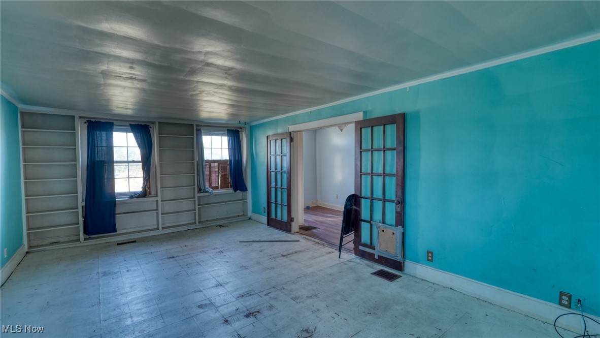 4896 High Hill Road Property Photo 4