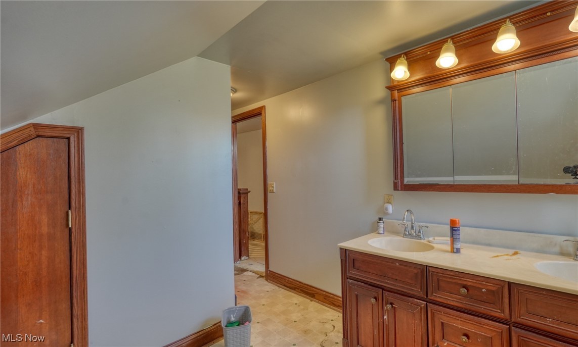 4896 High Hill Road Property Photo 31