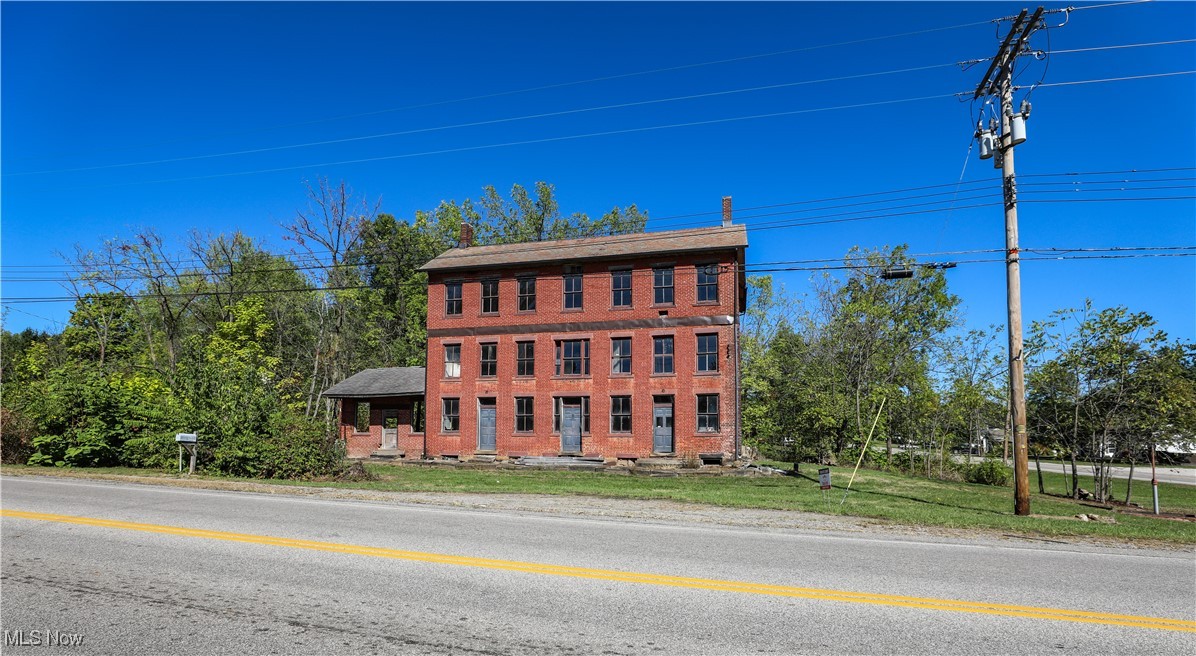 9401 Tallmadge Road Property Photo 1