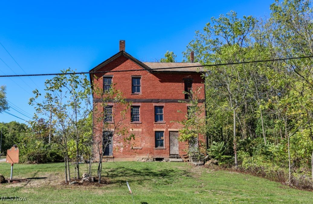 9401 Tallmadge Road Property Photo 11