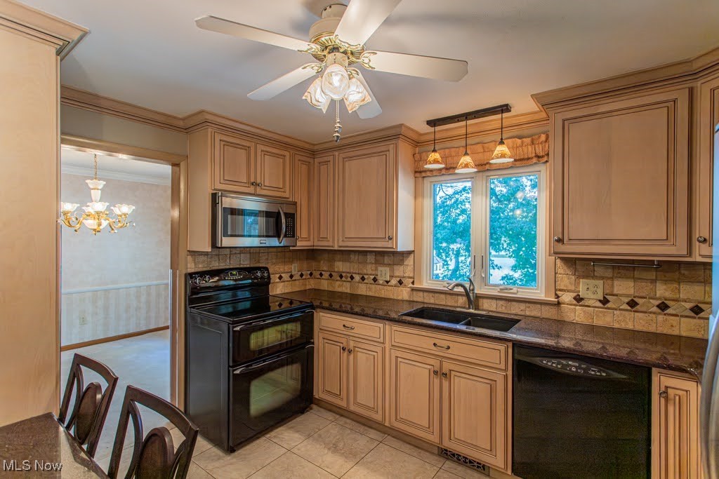 764 Poland Avenue Property Photo 6