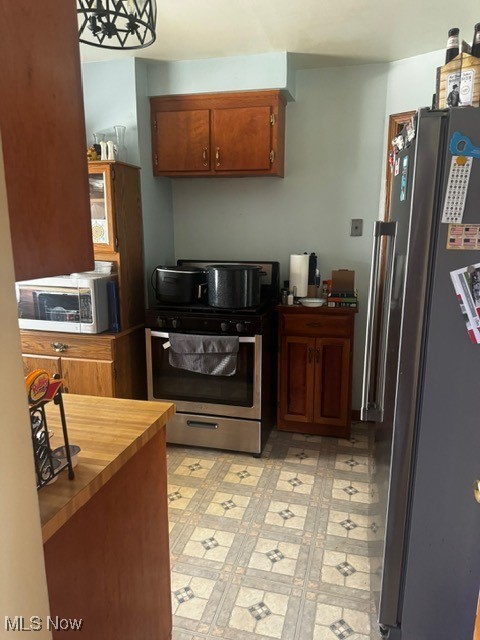 8514 Deerfield Drive Property Photo 2