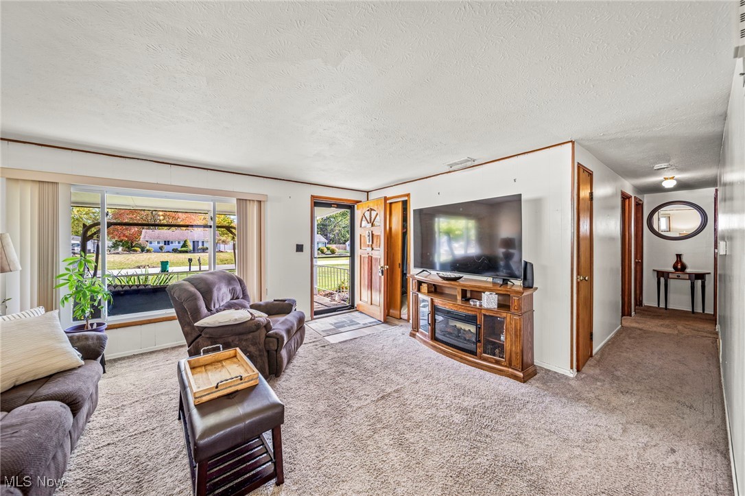 9964 Crestwood Drive Property Photo 18