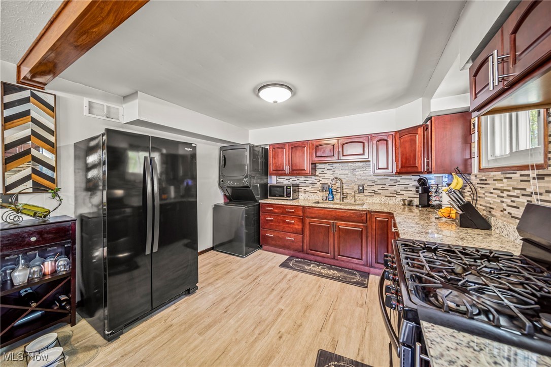 9964 Crestwood Drive Property Photo 22