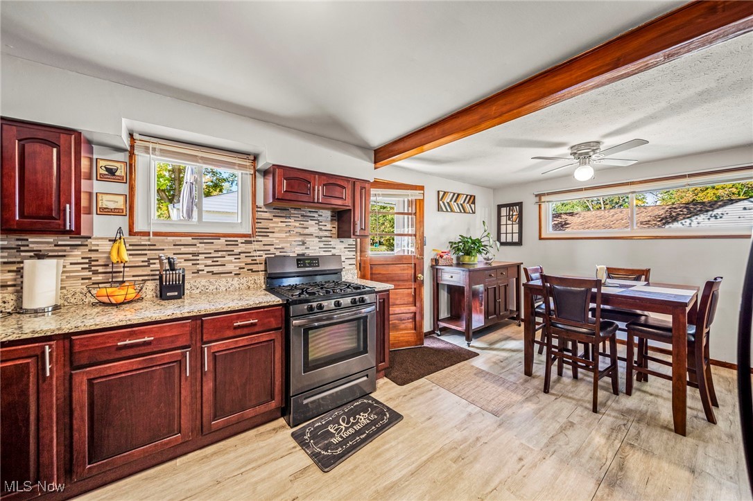 9964 Crestwood Drive Property Photo 24