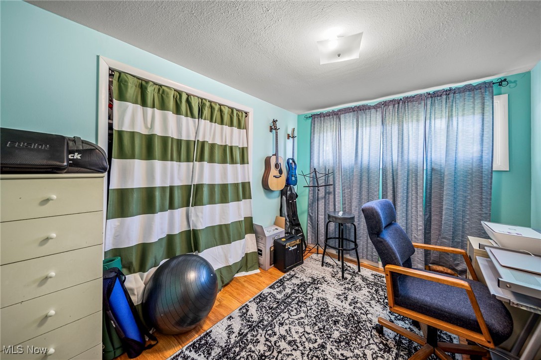 9964 Crestwood Drive Property Photo 31