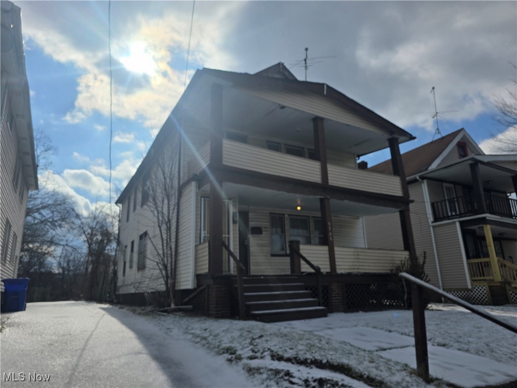 9706 Nelson Avenue Property Photo 4