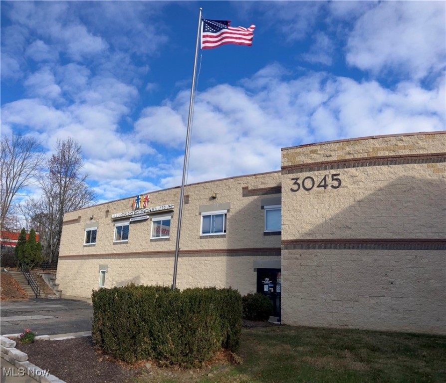 3045 Pennsylvania Avenue Property Photo 1