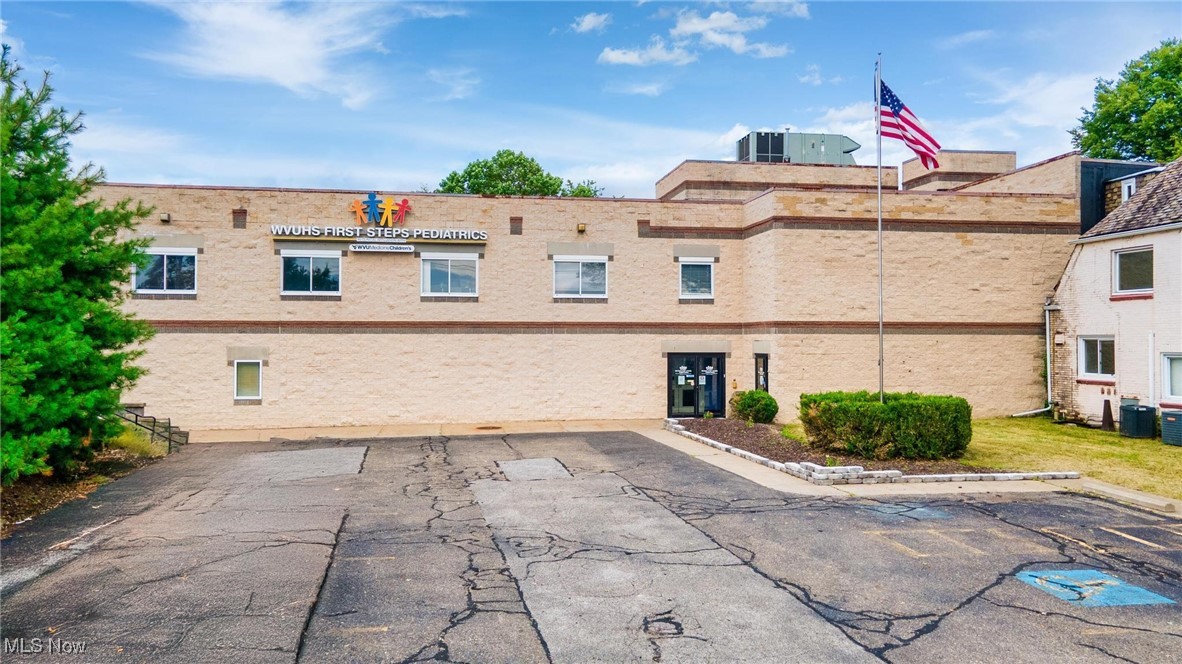 3045 Pennsylvania Avenue Property Photo 2