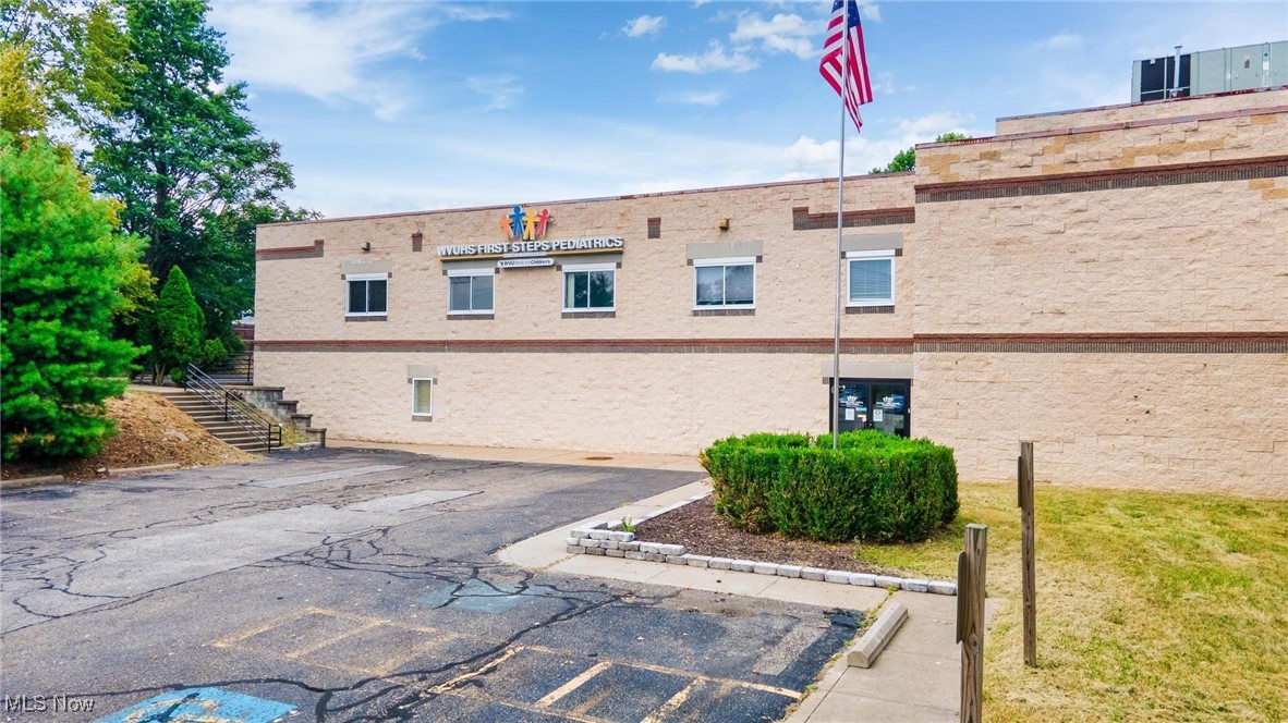3045 Pennsylvania Avenue Property Photo 4