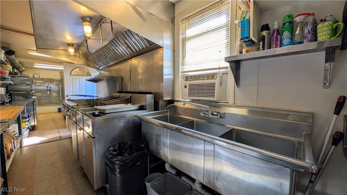 378 Highway 7 N Property Photo 5