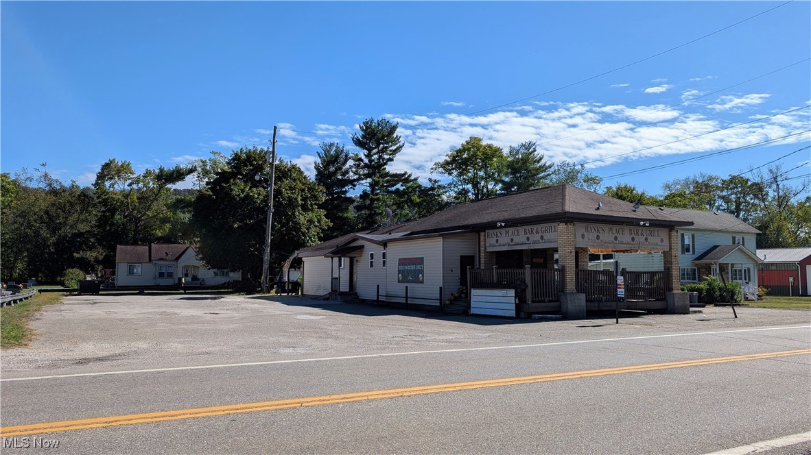 378 Highway 7 N Property Photo 14