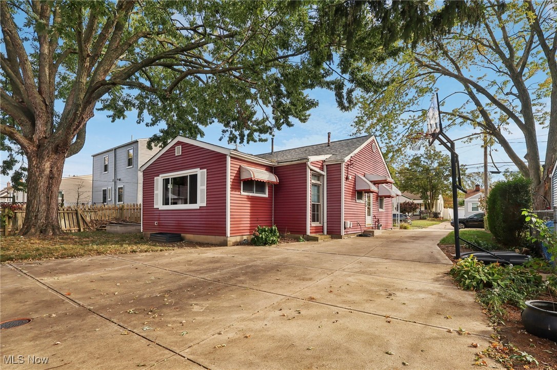 6508 Delora Avenue Property Photo 37