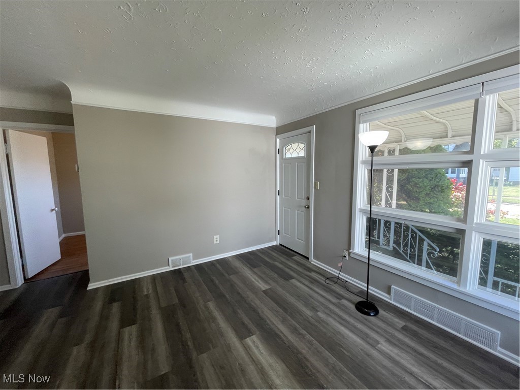 1337 Elmwood Road Property Photo 3